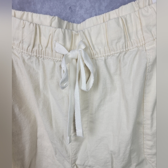 LANE BRYANT Pull On Beige Linen Shorts Size 22 Elastic waist - Picture 2 of 11